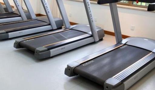 跑步机按键使用方法